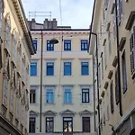 Apartment Lt Via Ginnastica 1