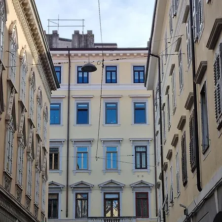 Apartment Lt Via Ginnastica 1